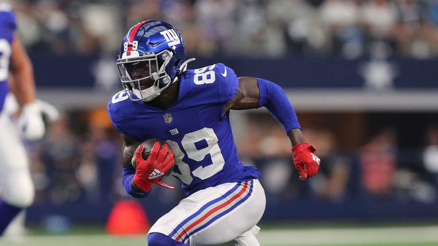 ARLINGTON, TEXAS - OCTOBER 10: Kadarius Toney #89 of the New York Giants runs the ball after a catch during the first half against the Dallas Cowboys at AT&T Stadium on October 10, 2021 in Arlington, Texas.