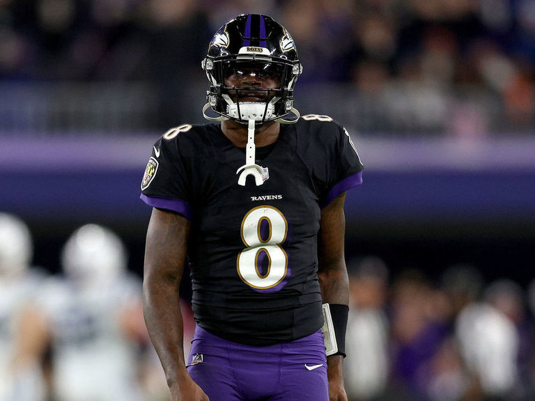 Will Lamar Jackson play in Week 11 vs Chicago Bears? Ravens QB misses  practice due to illness