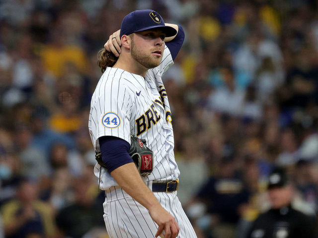 Brewers' Corbin Burnes shows Cy Young form for 5 innings against