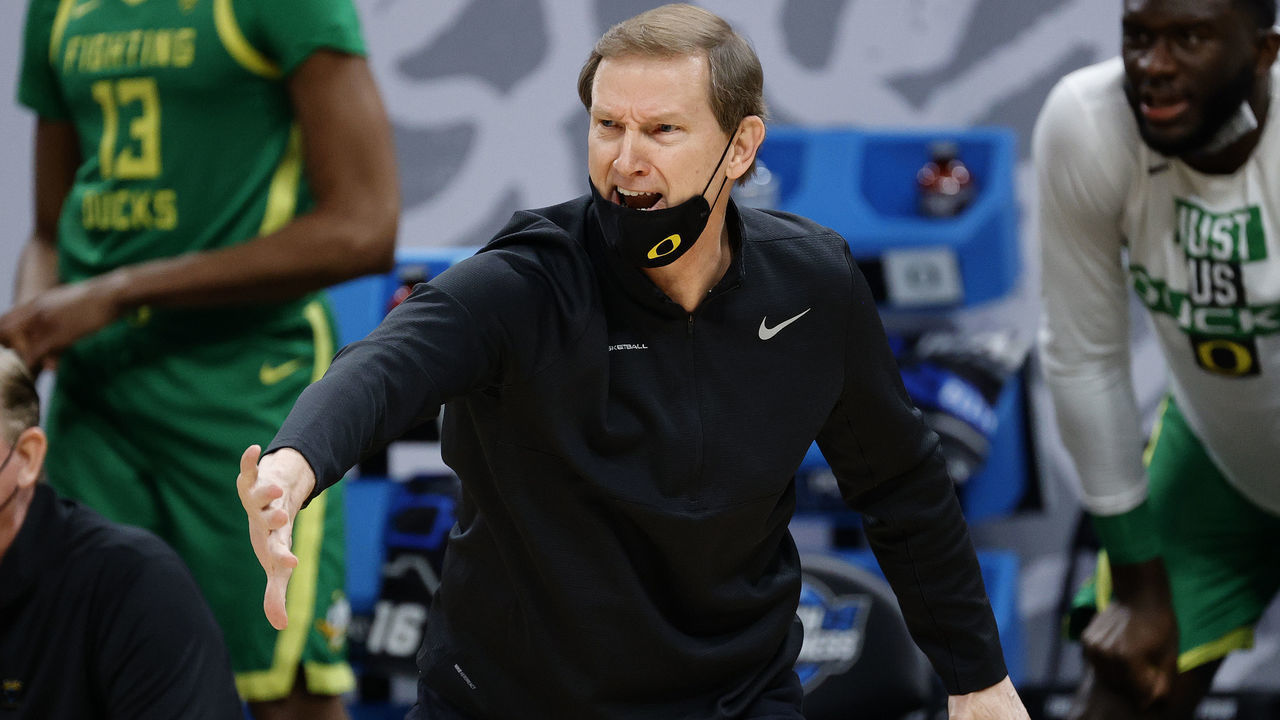 INDIANAPOLIS, INDIANA - MARCH 28: Head coach Dana Altman of the Oregon Ducks reacts in the first half of their Sweet Sixteen round game against the USC Trojans the 2021 NCAA Men's Basketball Tournament at Bankers Life Fieldhouse on March 28, 2021 in Indianapolis, Indiana.