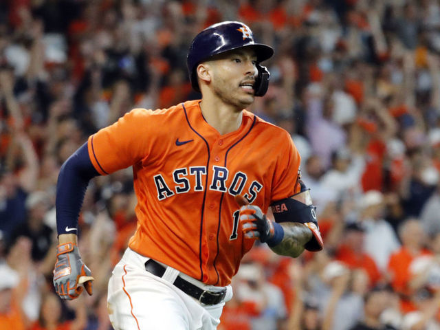 Carlos Correa makes spring debut after wild offseason