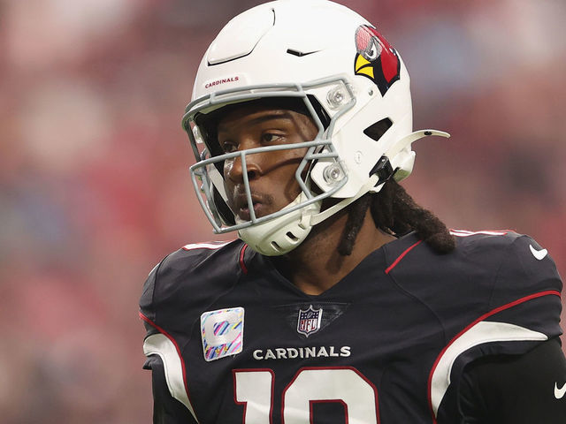 Cardinals prepare for 6 games without suspended star Hopkins