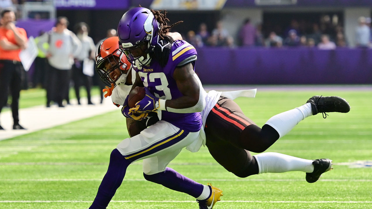 MINNEAPOLIS, MINNESOTA -- OCTOBER 3: Minnesota Vikings running back Dalvin Cook (33) is ridden down by Cleveland Browns outside linebacker Sione Takitaki (44) during the first quarter of an NFL football game at U.S. Bank Stadium in Minneapolis, Minn. on Sunday, Oct. 3rd, 2021. (John Autey / MediaNews Group / St. Paul Pioneer Press via Getty Images)