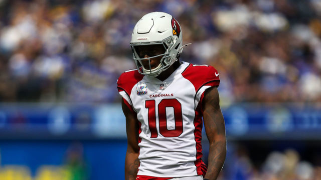 INGLEWOOD, CA - OCTOBER 3: Arizona Cardinals wide receiver DeAndre Hopkins #10 during the NFL game between the Arizona Cardinals and the Los Angeles Rams on October 3, 2021, at SoFi Stadium in Inglewood, CA.