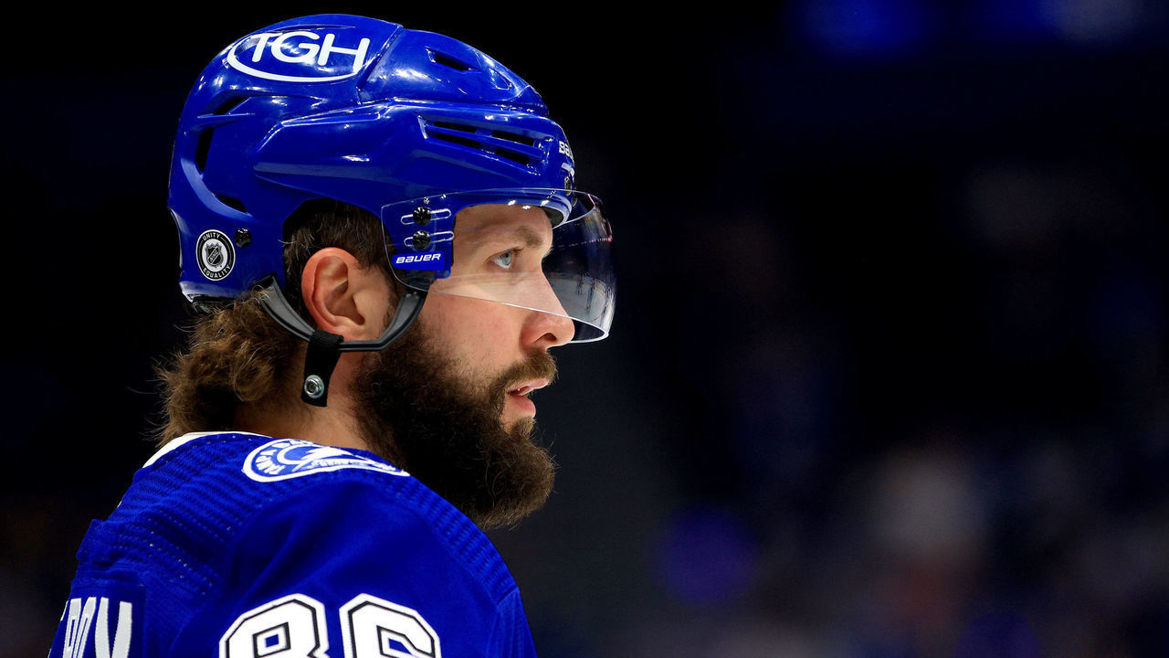 TAMPA, FLORIDA - OCTOBER 12: Nikita Kucherov #86 of the Tampa Bay Lightning warms up during a game against the Pittsburgh Penguins at Amalie Arena on October 12, 2021 in Tampa, Florida.