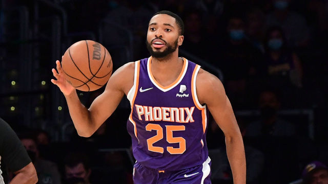 LOS ANGELES, CA - OCTOBER 10: Mikal Bridges #25 of the Phoenix Suns dribbles the ball during a preseason game against the Los Angeles Lakers on October 10, 2021 at STAPLES Center in Los Angeles, California. NOTE TO USER: User expressly acknowledges and agrees that, by downloading and/or using this Photograph, user is consenting to the terms and conditions of the Getty Images License Agreement. Mandatory Copyright Notice: Copyright 2021 NBAE