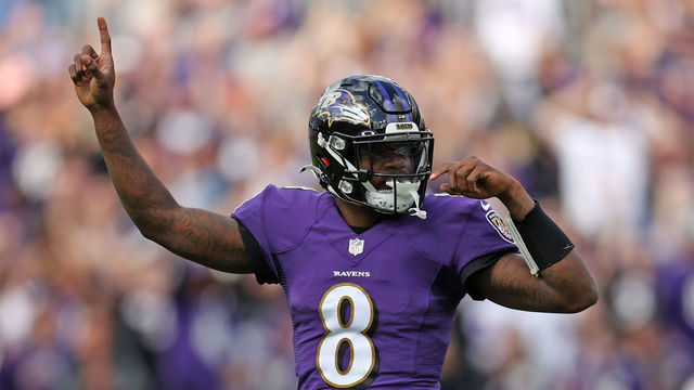 BALTIMORE, MARYLAND - OCTOBER 17: Lamar Jackson #8 of the Baltimore Ravens celebrates a rushing touchdown scored by Latavius Murray #28 (not pictured) during the first quarter against the Los Angeles Chargers at M&T Bank Stadium on October 17, 2021 in Baltimore, Maryland.
