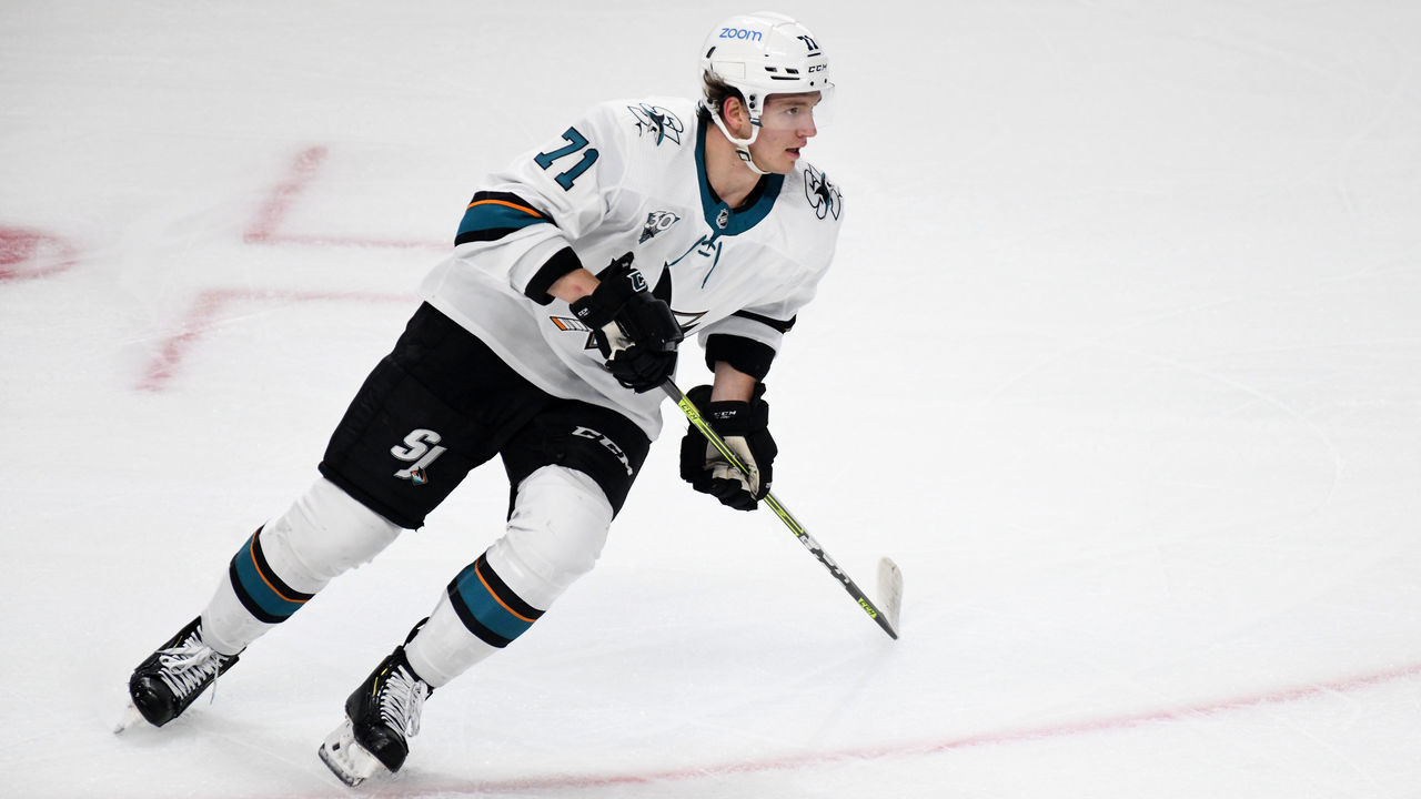 cLOS ANGELES, CA - APRIL 02: San Jose Sharks Defenceman Nikolai Knyzhov (71) skates towards play during an NHL game on April 02, 2021, at the Staples Center in Los Angeles, CA.