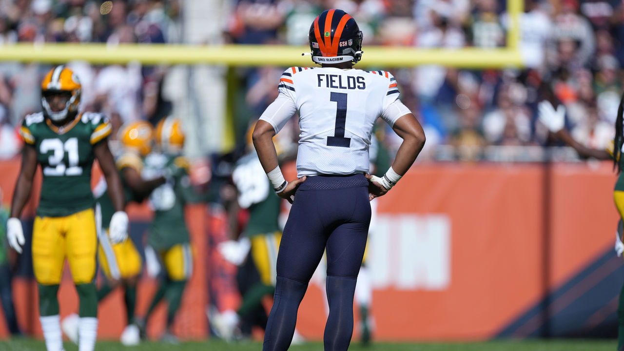 Justin Fields gets chance to show he can be the passer the Bears need,  starting against Packers - The San Diego Union-Tribune