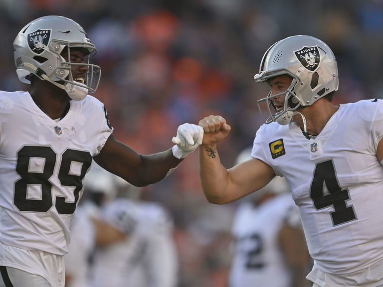 Maxx Crosby Dominates in Las Vegas Raiders Win Over Denver Broncos