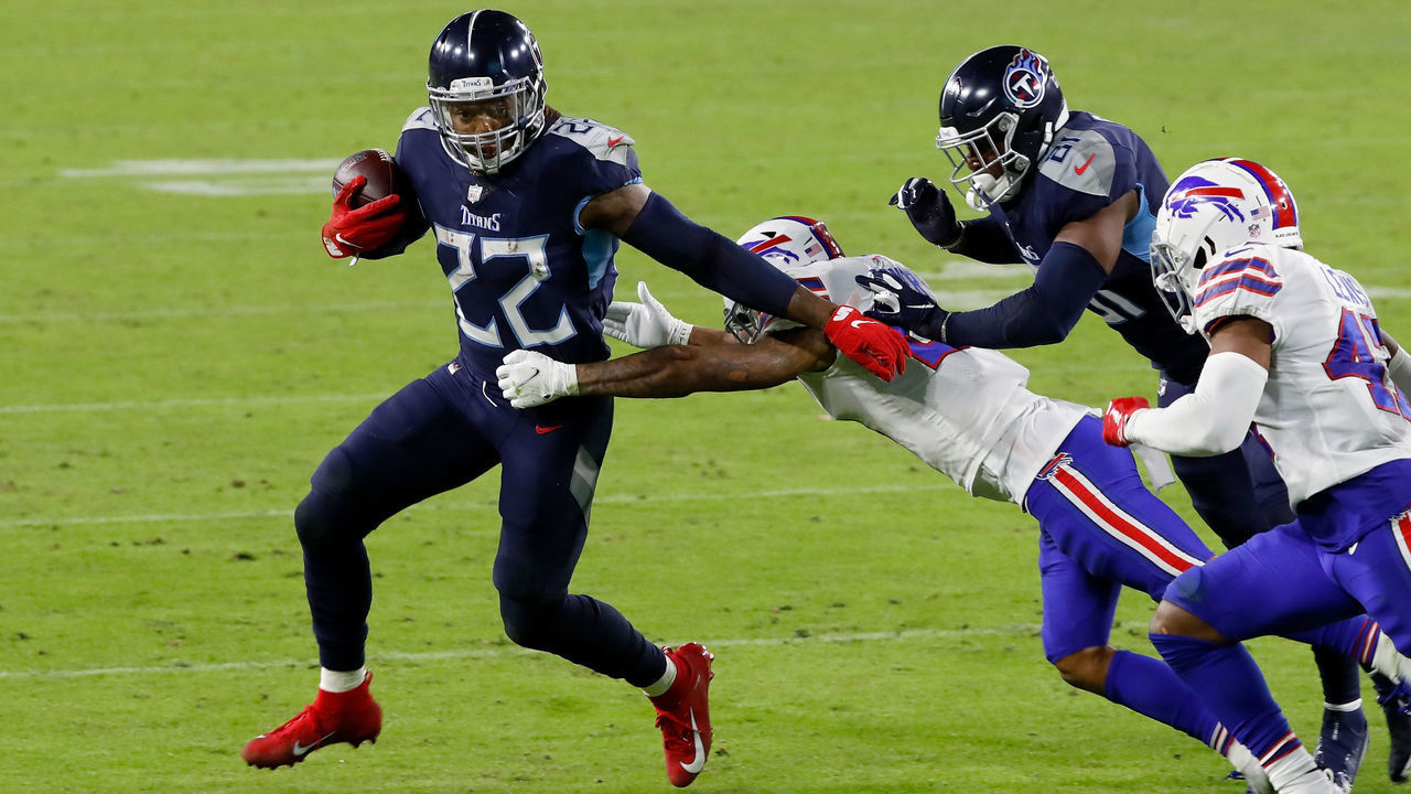 NASHVILLE, TENNESSEE - OCTOBER 13: Derrick Henry #22 of the Tennessee Titans runs with the ball in the third quarter against the Buffalo Bills at Nissan Stadium on October 13, 2020 in Nashville, Tennessee.