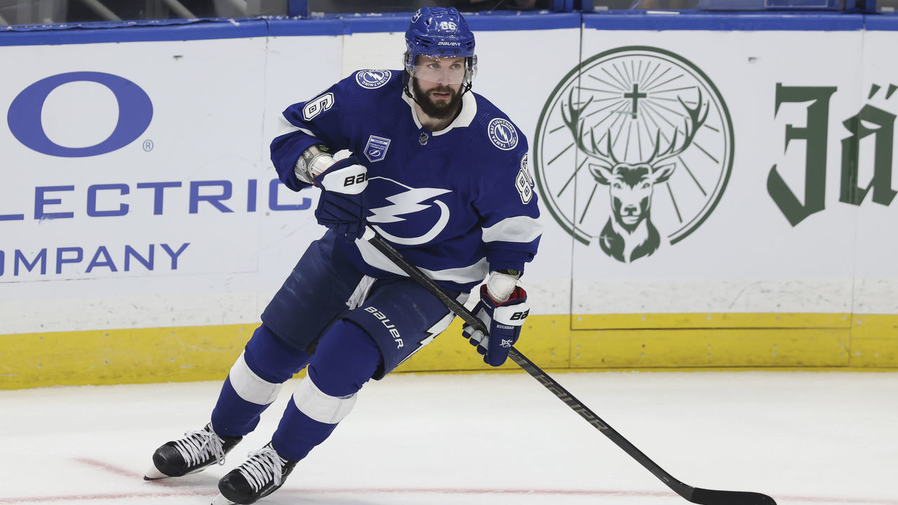 TAMPA, FL - OCTOBER 12: Tampa Bay Lightning right wing Nikita Kucherov (86) skates during the NHL game between the Pittsburgh Penguins and Tampa Bay Lightning on October 12, 2021 at Amalie Arena in Tampa, FL.