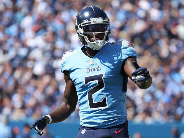 NASHVILLE, TENNESSEE - SEPTEMBER 26: Julio Jones #2 of the Tennessee Titans against the Indianapolis Colts at Nissan Stadium on September 26, 2021 in Nashville, Tennessee.