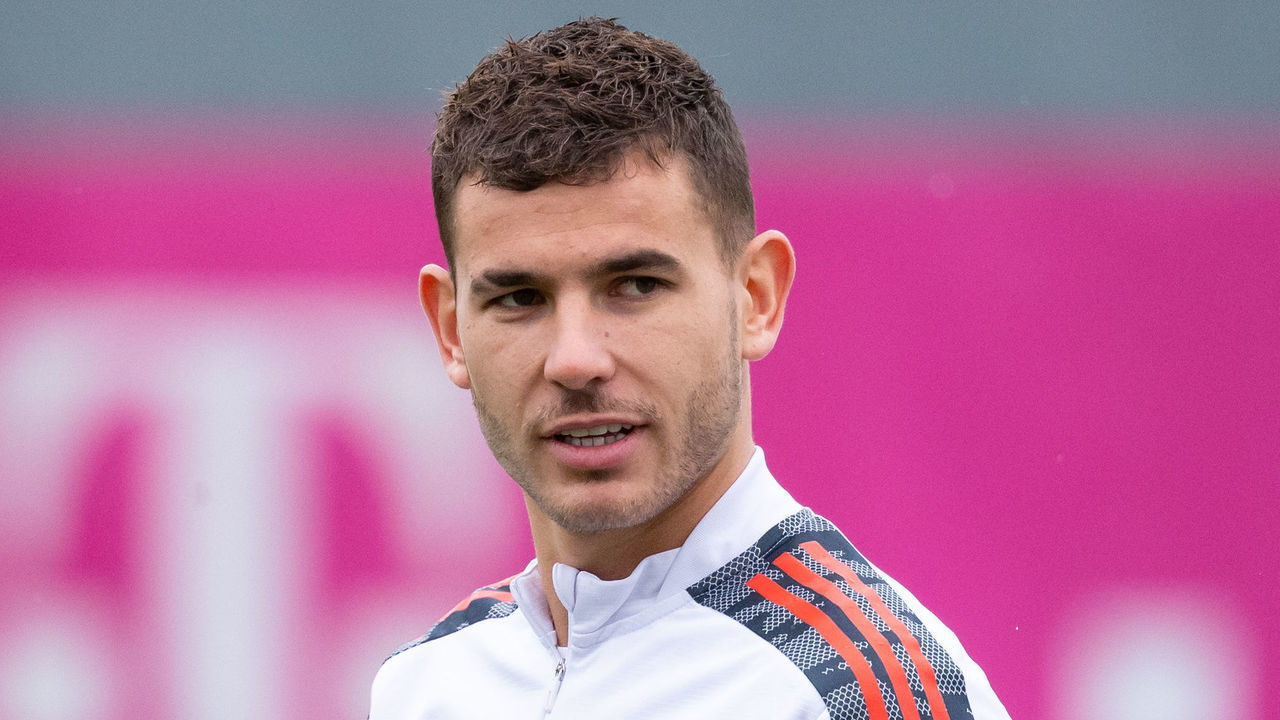 19 October 2021, Bavaria, Munich: Football: Champions League, Benfica Lisbon - FC Bayern, group stage, final training FC Bayern at the training ground on Säbener Straße. Lucas Hernandez. Photo: Sven Hoppe/dpa