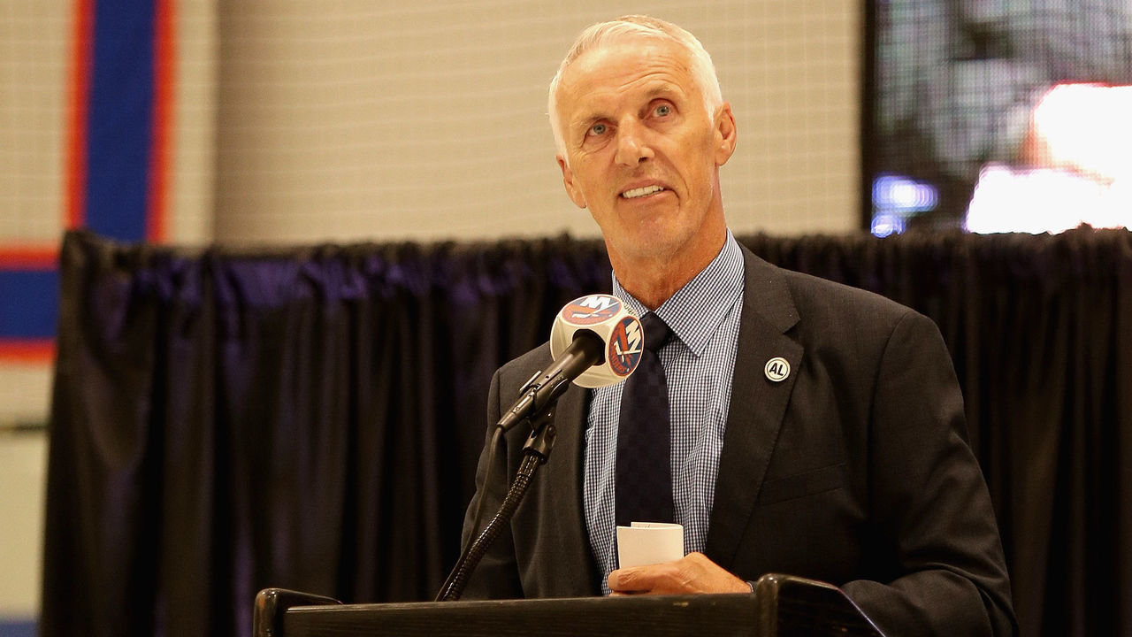 EAST MEADOW, NY - AUGUST 29: New York Islanders former player and member of the HHOF Mike Bossy addresses the guests during the New York Islanders memorial service for Al Arbour on August 29, 2016 in East Meadow, New York.