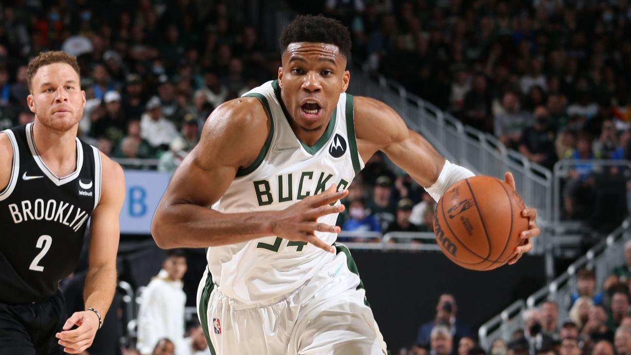 MILWAUKEE, WI - OCTOBER 19: Giannis Antetokounmpo #34 of the Milwaukee Bucks drives to the basket during the game against the Brooklyn Nets on October 19, 2021 at the Fiserv Forum Center in Milwaukee, Wisconsin. Mandatory Copyright Notice: Copyright 2021 NBAE .