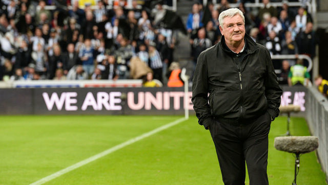 NEWCASTLE UPON TYNE, ENGLAND - OCTOBER 17: Newcastle United Head Coach Steve Bruce stands on the sidelines during the Premier League match between Newcastle United and Tottenham Hotspur at St. James Park on October 17, 2021 in Newcastle upon Tyne, England.