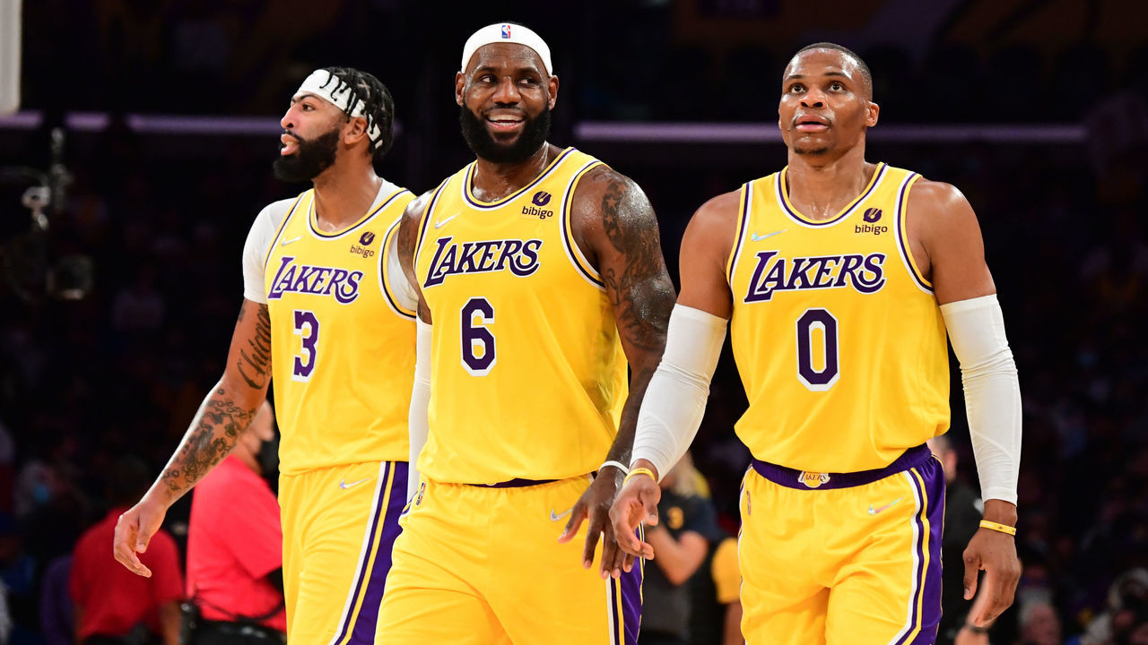 LOS ANGELES, CA - OCTOBER 12: Anthony Davis #3, LeBron James #6 and Russell Westbrook #0 of the Los Angeles Lakers look on during a preseason game against the Golden State Warriors on October 12, 2021 at STAPLES Center in Los Angeles, California. NOTE TO USER: User expressly acknowledges and agrees that, by downloading and/or using this Photograph, user is consenting to the terms and conditions of the Getty Images License Agreement. Mandatory Copyright Notice: Copyright 2021 NBAE