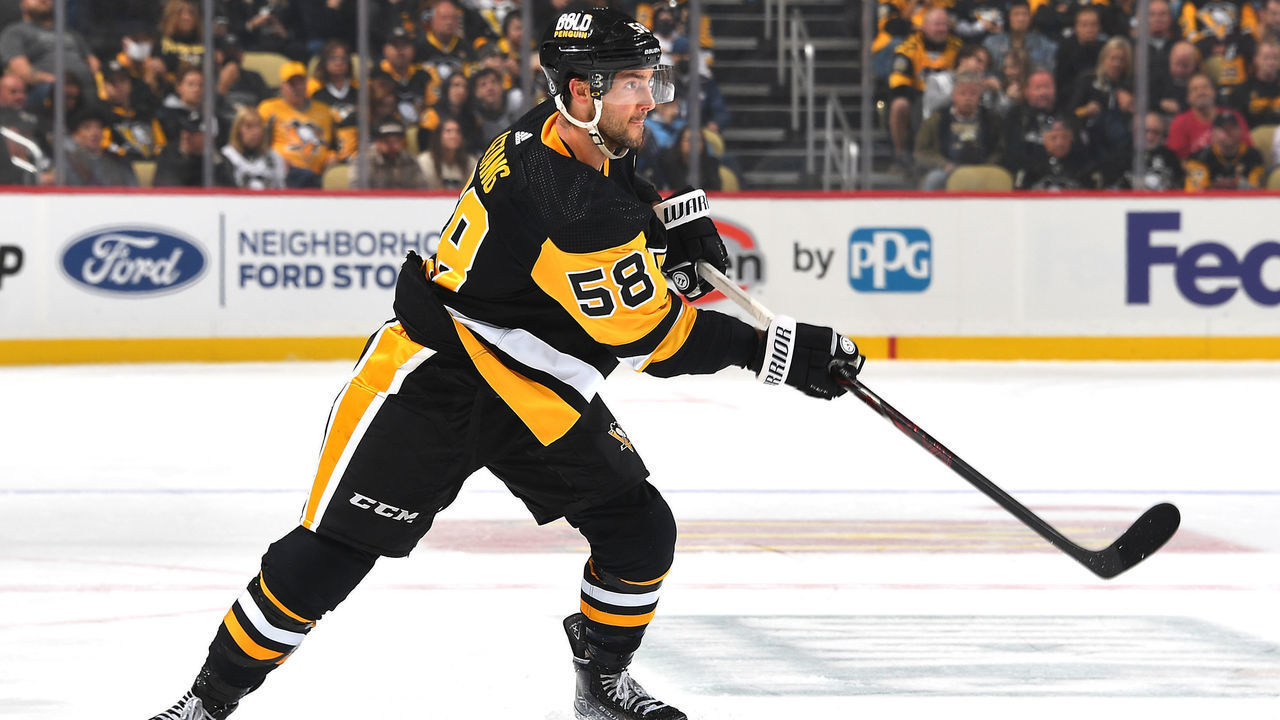 PITTSBURGH, PA - OCTOBER 16: Kris Letang #58 of the Pittsburgh Penguins skates against the Chicago Blackhawks at PPG PAINTS Arena on October 16, 2021 in Pittsburgh, Pennsylvania.