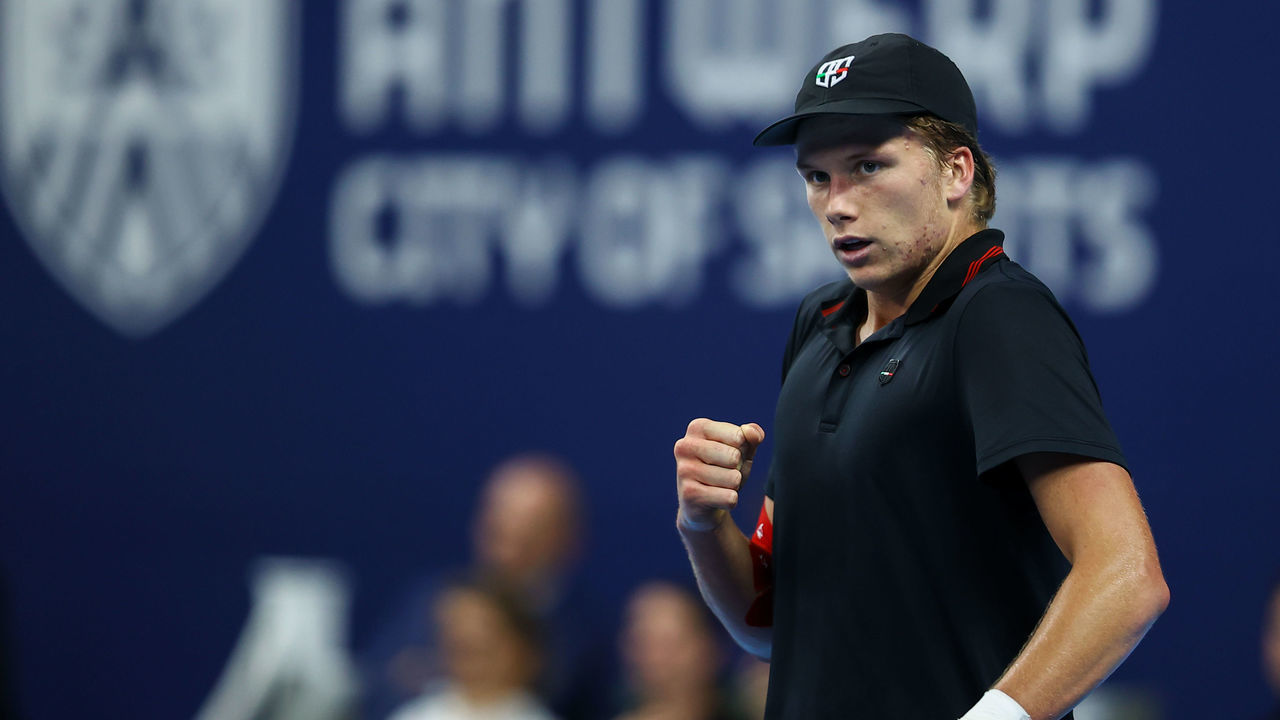 US Jenson Brooksby celebrates after winning a singles match between US' Brooksby and Spanish Fokina, in the 1/4 finals of the European Open Tennis ATP tournament, in Antwerp, Friday 22 October 2021. BELGA PHOTO DAVID PINTENS