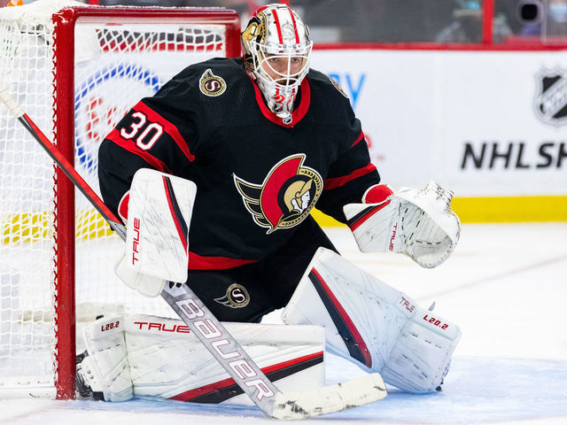 OTTAWA, ON - OCTOBER 23: Ottawa Senators Goalie Matt Murray (30) prepares to make a save during first period National Hockey League action between the New York Rangers and Ottawa Senators on October 23, 2021, at Canadian Tire Centre in Ottawa, ON, Canada.