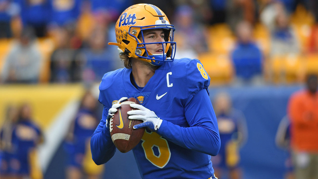 PITTSBURGH, PA - OCTOBER 23: Kenny Pickett #8 of the Pittsburgh Panthers drops back to pass in the first quarter during the game against the Clemson Tigers at Heinz Field on October 23, 2021 in Pittsburgh, Pennsylvania.