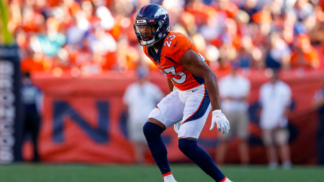 DENVER, CO - SEPTEMBER 26: Cornerback Kyle Fuller #23 of the Denver Broncos defends on the field during the fourth quarter against the New York Jets at Empower Field at Mile High on September 26, 2021 in Denver, Colorado.