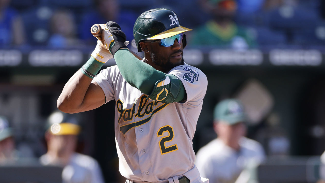 KANSAS CITY, MO - SEPTEMBER 16: Oakland Athletics centerfielder Starling Marte (2) bats during an MLB game against the Kansas City Royals on Sept. 16, 2021 at Kauffman Stadium in Kansas City, Mo.