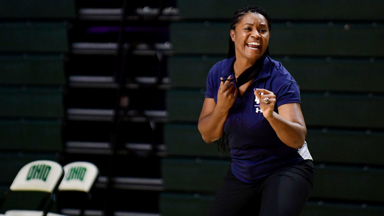 ATHENS, OHIO - NOVEMBER 27: Notre Dame Fighting Irish head coach Niele Ivey reacts during their game against the Ohio Bobcats at the Ohio University Convocation Center on November 27, 2020 in Athens, Ohio. Ohio won 86-85.