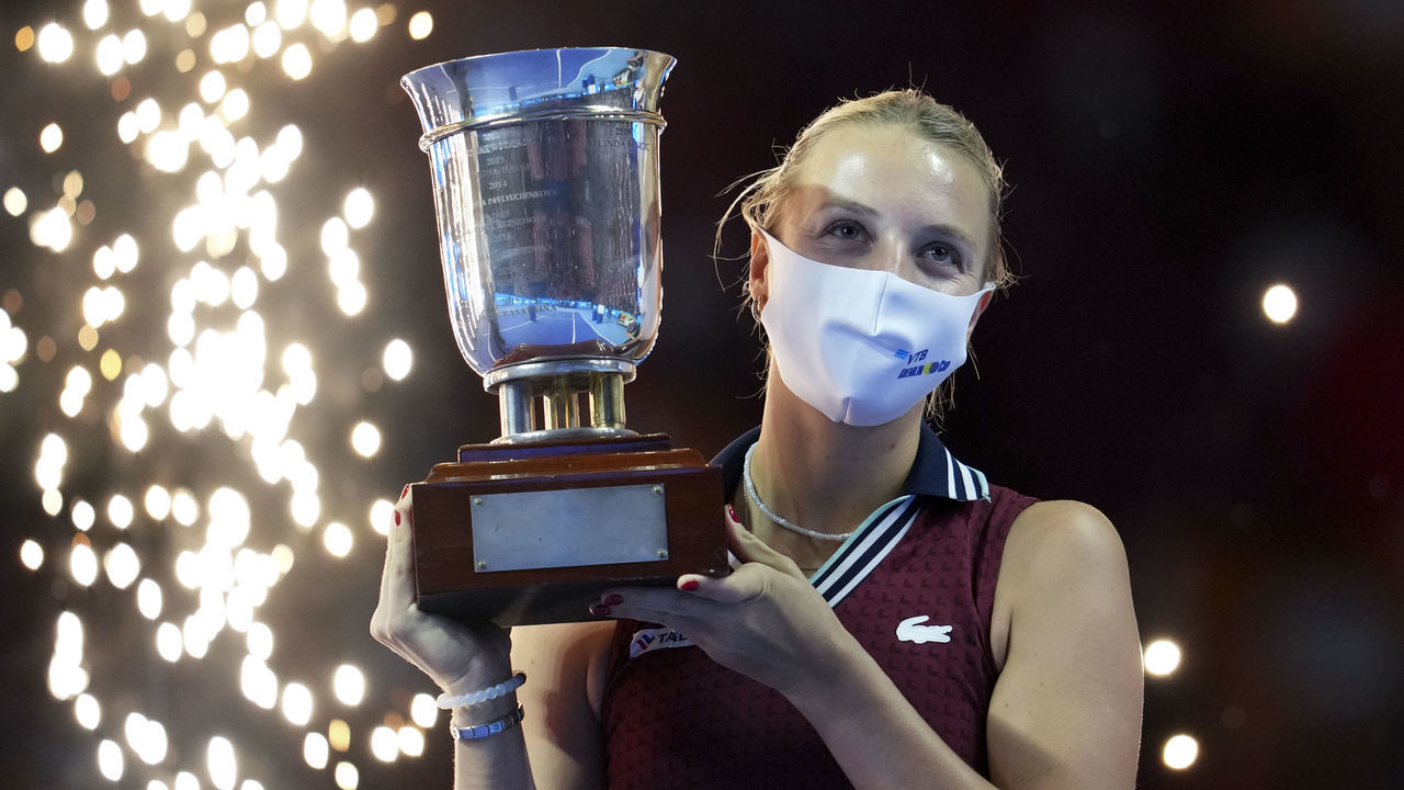 MOSCOW, RUSSIA - OCTOBER 24 : 1st placed Estonia's Anett Kontaveit holds the trophy at an award ceremony for the women's singles event at the VTB Kremlin Cup 2021 international tennis tournament at the Irina Viner-Usmanova Gymnastics Palace.