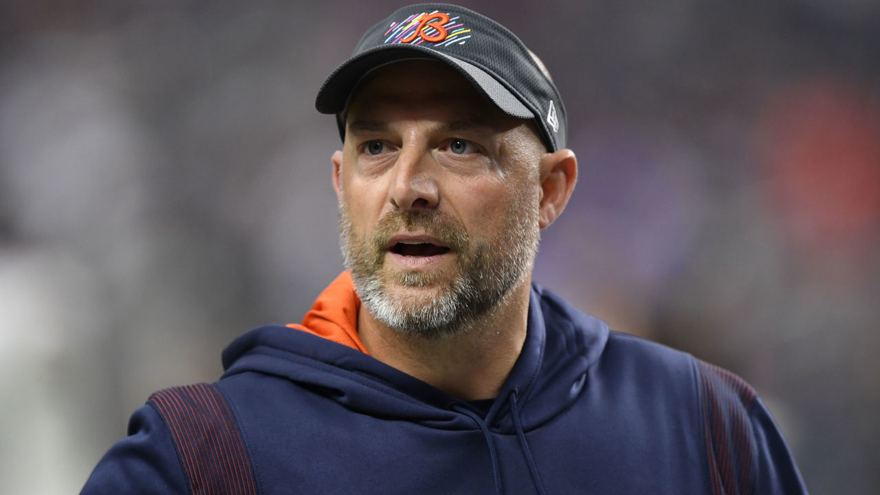 LAS VEGAS, NEVADA - OCTOBER 10: Head coach Matt Nagy of the Chicago Bears celebrates a win against the Las Vegas Raiders at Allegiant Stadium on October 10, 2021 in Las Vegas, Nevada. The Bears defeated the Raiders 20-9.