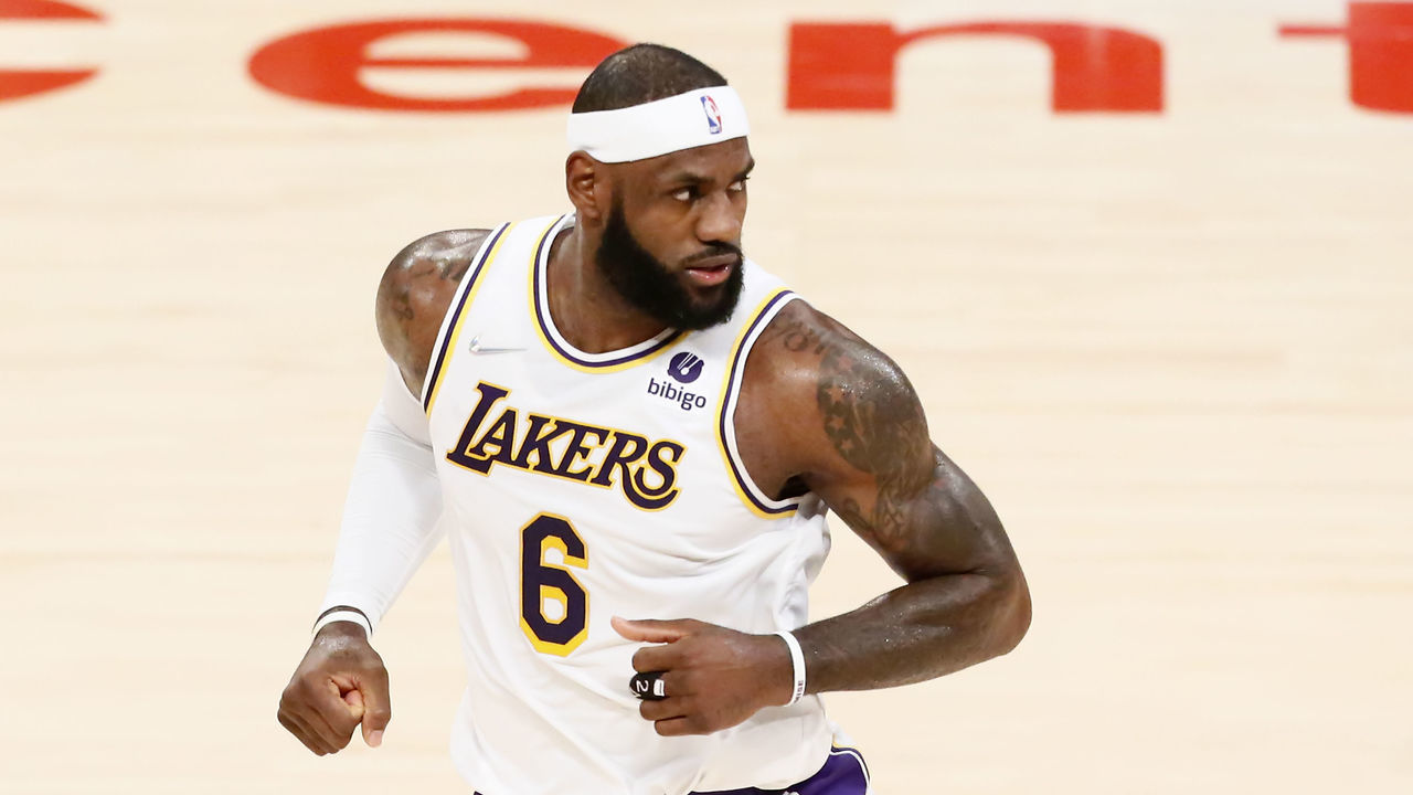 LOS ANGELES, CA - OCTOBER 24: LeBron James #6 of the Los Angeles Lakers looks on during a game at the STAPLES Center on October 24, 2021 in Los Angeles, California. NOTE TO USER: User expressly acknowledges and agrees that, by downloading and/or using this Photograph, user is consenting to the terms and conditions of the Getty Images License Agreement. Mandatory Copyright Notice: Copyright 2021 NBAE
