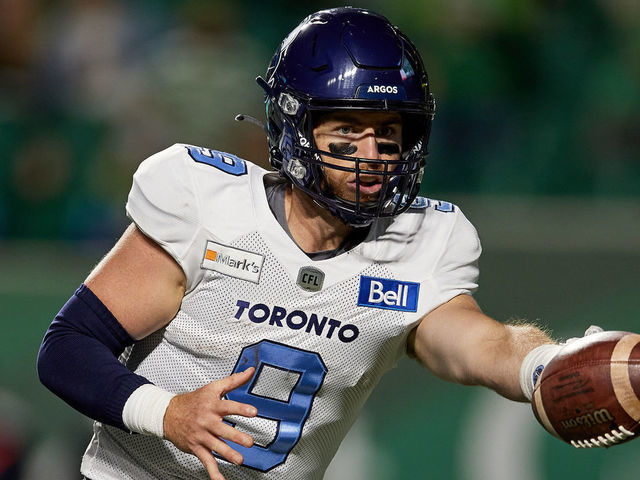 The Elks have traded QB Nick Arbuckle to the Ottawa Redblacks in exchange  for a 2023 4th round pick : r/CFL