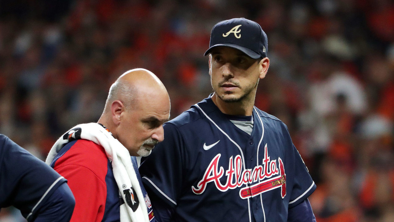 HOUSTON, TX - OCTOBER 26: Charlie Morton #50 of the Atlanta Braves is taken out of the game after an injury in the third inning during Game 1 of the 2021 World Series between the Atlanta Braves and the Houston Astros at Minute Maid Park on Tuesday, October 26, 2021 in Houston, Texas.