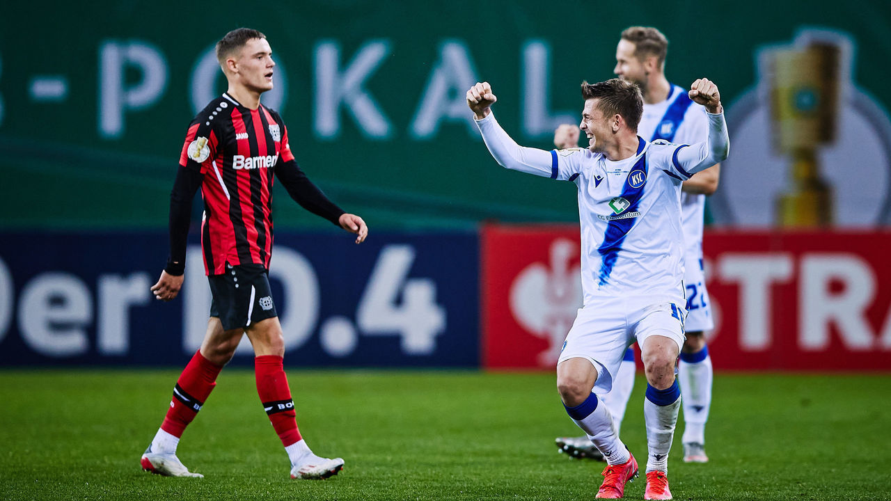 LEVERKUSEN, GERMANY - OCTOBER 27: Marvin Wanitzek of Karlsruher SC celebrates after the final whistle of the DFB Cup second round match between Bayer Leverkusen and Karlsruher SC at BayArena on October 27, 2021 in Leverkusen, Germany.