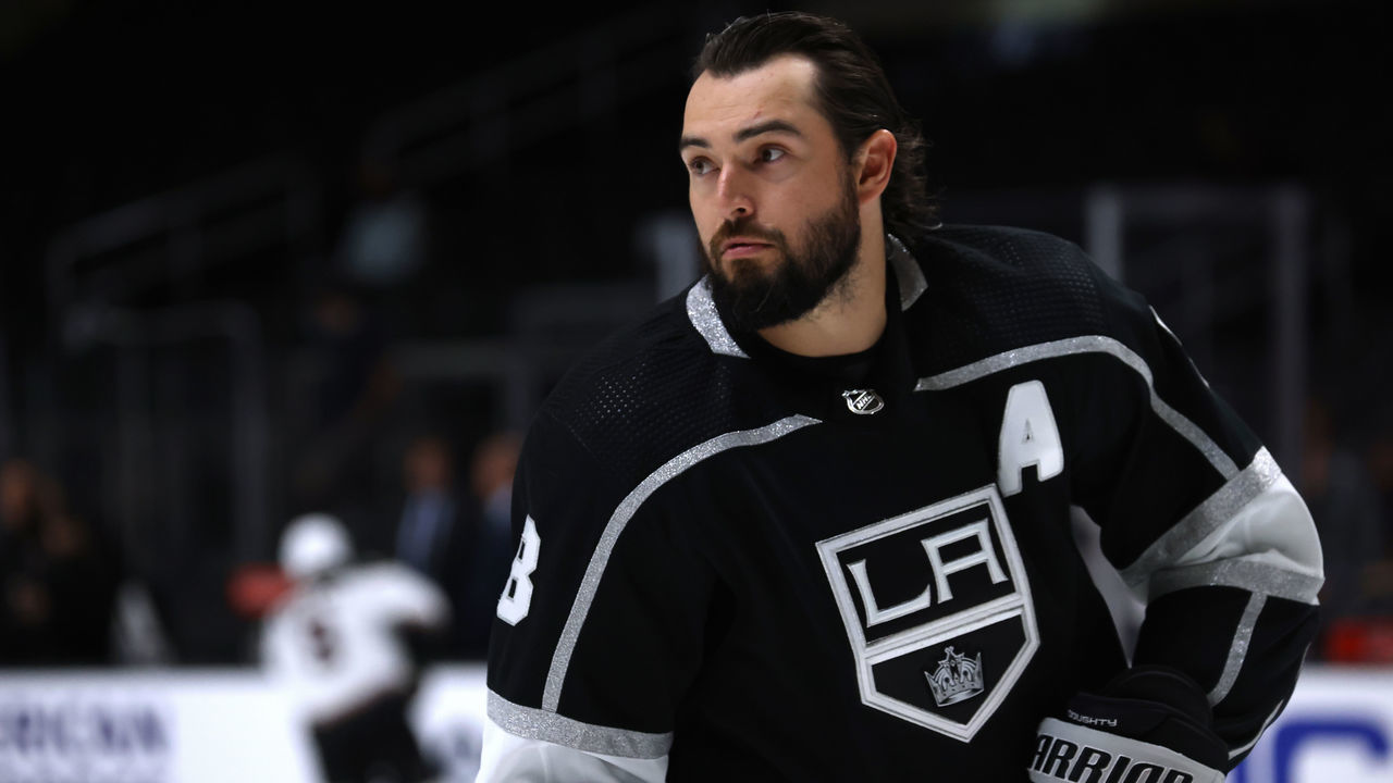 LOS ANGELES, CALIFORNIA - OCTOBER 05: Drew Doughty #8 of the Los Angeles Kings during warm up before a preseason game against the Arizona Coyotes at Staples Center on October 05, 2021 in Los Angeles, California.