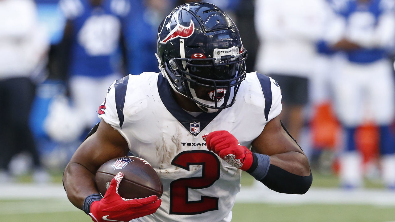 INDIANAPOLIS, IN - OCTOBER 17: Houston Texans Running Back Mark Ingram (2) in action during an NFL game between the Houston Texans and the Indianapolis Colts on October 17, 2021 at Lucas Oil Stadium in Indianapolis, IN.