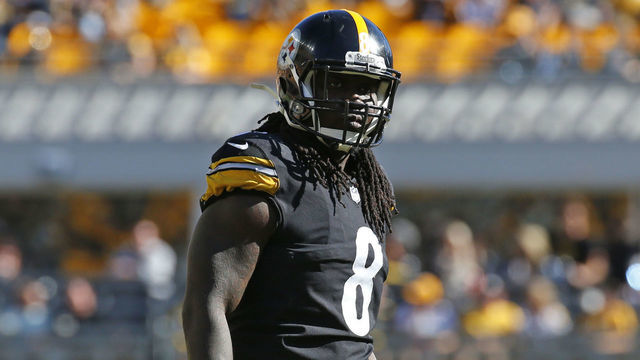 PITTSBURGH, PA - SEPTEMBER 26: Melvin Ingram #8 of the Pittsburgh Steelers in action against the Cincinnati Bengals on September 26, 2021 at Heinz Field in Pittsburgh, Pennsylvania.