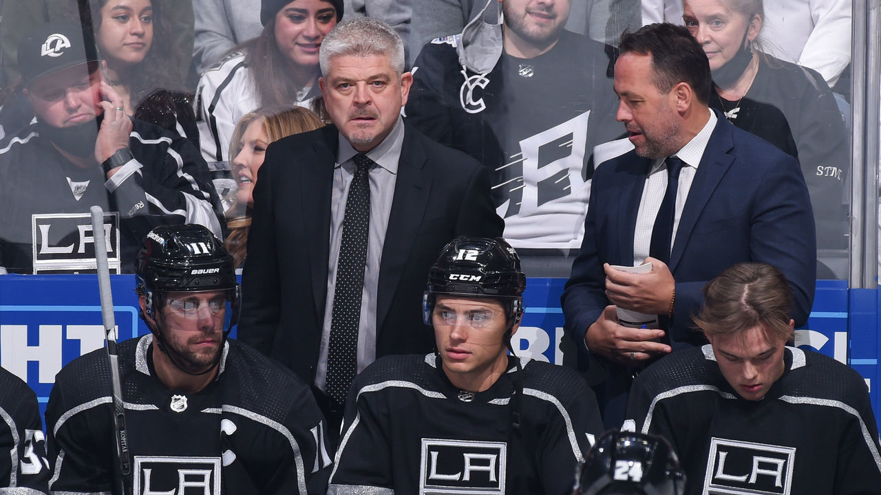 LOS ANGELES, CA - OCTOBER 16: Los Angeles Kings head coach Todd McLellan looks on during the second period against the Minnesota Wild at STAPLES Center on October 16, 2021 in Los Angeles, California.