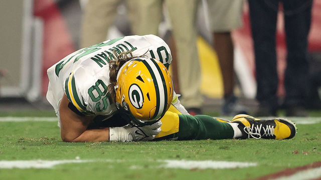 GLENDALE, ARIZONA - OCTOBER 28: Robert Tonyan #85 of the Green Bay Packers is injured on a play during the second half of a game against the Arizona Cardinals at State Farm Stadium on October 28, 2021 in Glendale, Arizona.