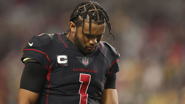 GLENDALE, ARIZONA - OCTOBER 28: Kyler Murray #1 of the Arizona Cardinals leaves the field following a game against the Green Bay Packers at State Farm Stadium on October 28, 2021 in Glendale, Arizona. The Packers defeated the Cardinals 24-21.