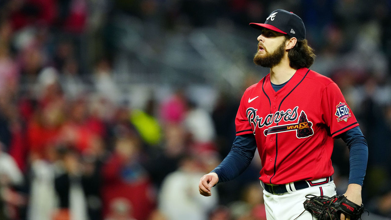 Rookie Ian Anderson, bullpen combine on 2-hitter as Braves take World Series  lead