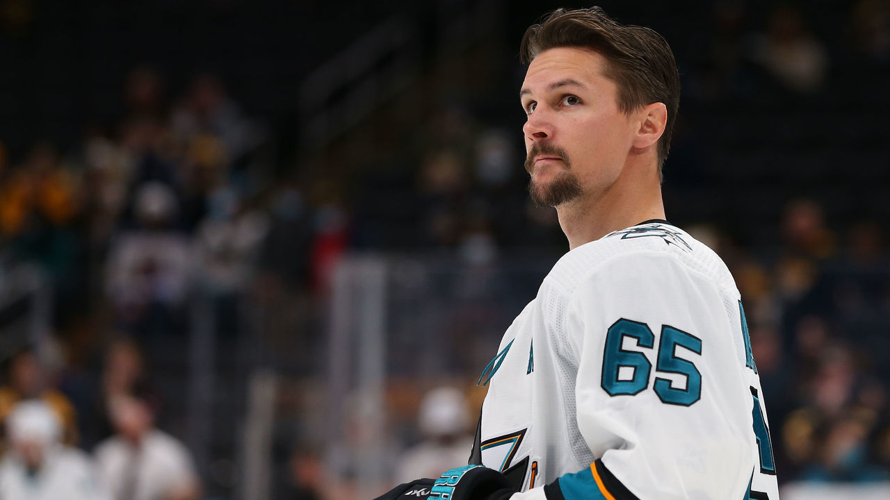 BOSTON, MA - OCTOBER 24: San Jose Sharks defenseman Erik Karlsson (65) warming up prior to the NHL game between San Jose Sharks and Boston Bruins on October 24, 2021, at TD Garden in Boston, MA.