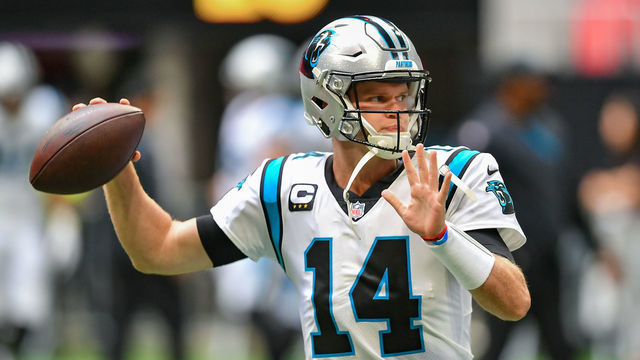 ATLANTA, GA OCTOBER 31: Carolina quarterback Sam Darnold (14) warms up prior to the start of the NFL game between the Carolina Panthers and the Atlanta Falcons on October 31st, 2021 at Mercedes-Benz Stadium in Atlanta, GA.