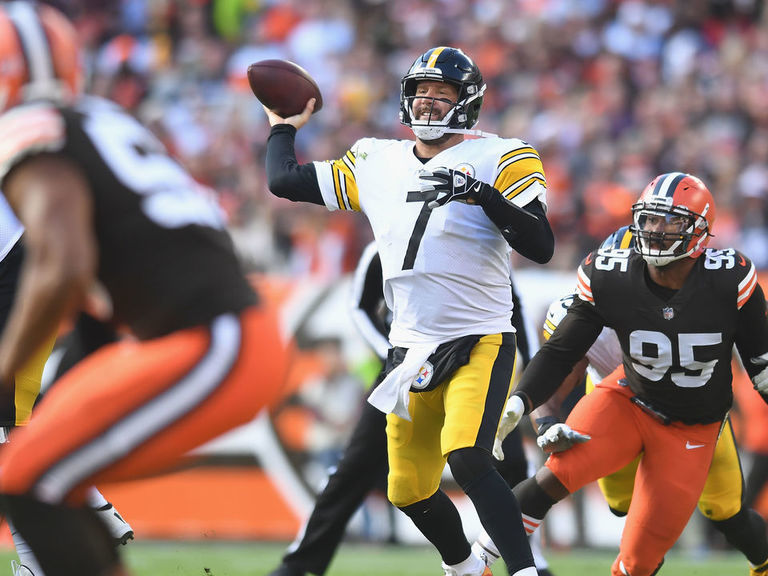 Big Ben, Steelers survive Halloween scare, beat Browns 15-10