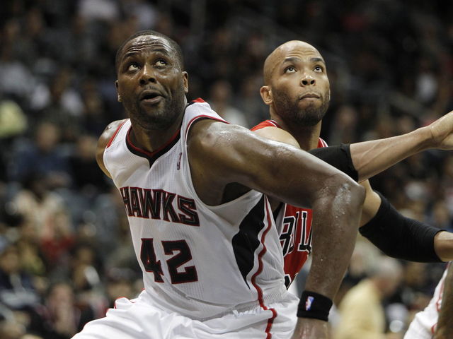 Report: Hawks re-sign Elton Brand to 1-year deal