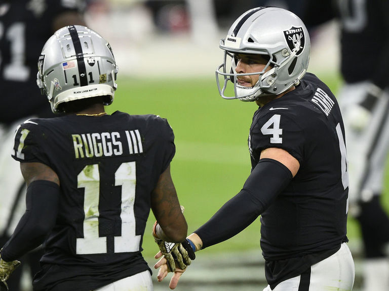 Derek Carr vows to be there for Henry Ruggs: 'He needs people to love him'