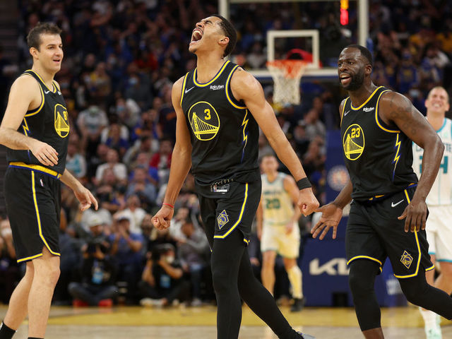 Golden State Warriors' Jordan Poole (3) reacts to San Francisco