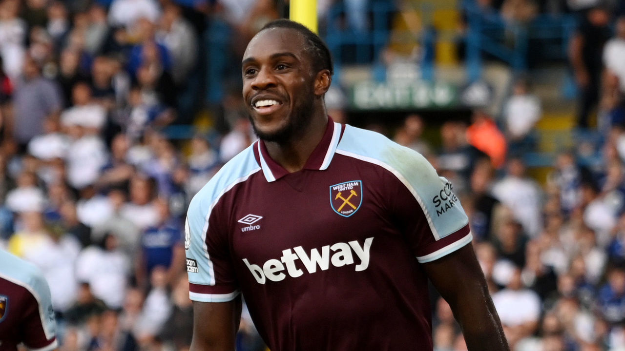 LEEDS, ENGLAND - SEPTEMBER 25: Michail Antonio of West Ham Unied celebrates after scoring their side's second goal during the Premier League match between Leeds United and West Ham United at Elland Road on September 25, 2021 in Leeds, England.