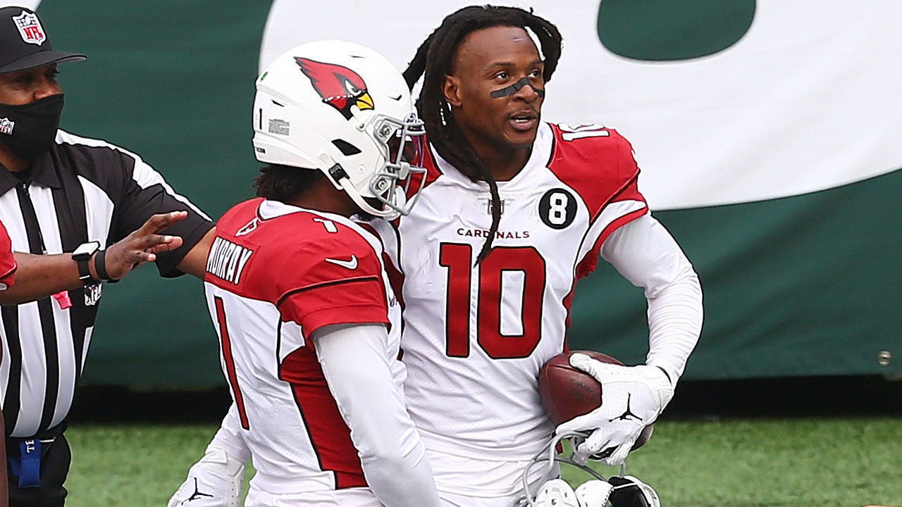 EAST RUTHERFORD, NEW JERSEY - OCTOBER 11: DeAndre Hopkins #10 of the Arizona Cardinals celebrates his fourth quarter touchdown with Kyler Murray #1 against the New York Jets at MetLife Stadium on October 11, 2020 in East Rutherford, New Jersey. Arizona Cardinals defeated the New York Jets 30-10.
